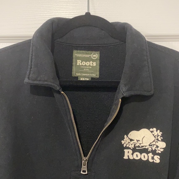 Roots Quarter Zip Sweatshirt - Picture 2 of 2